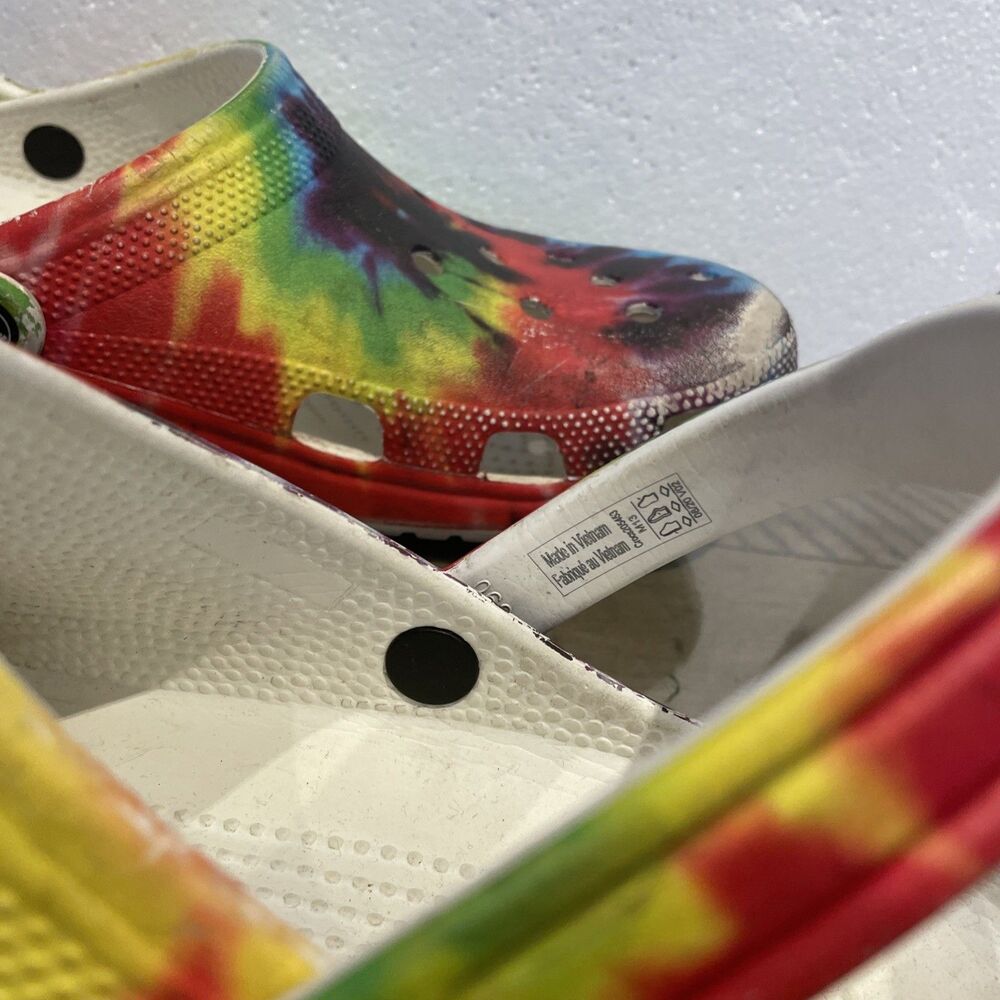 Crocs Classic Baya Tie Dye Sandals Rainbow  Sz 13 Slip On Shoes 207017 - Picture 6 of 7